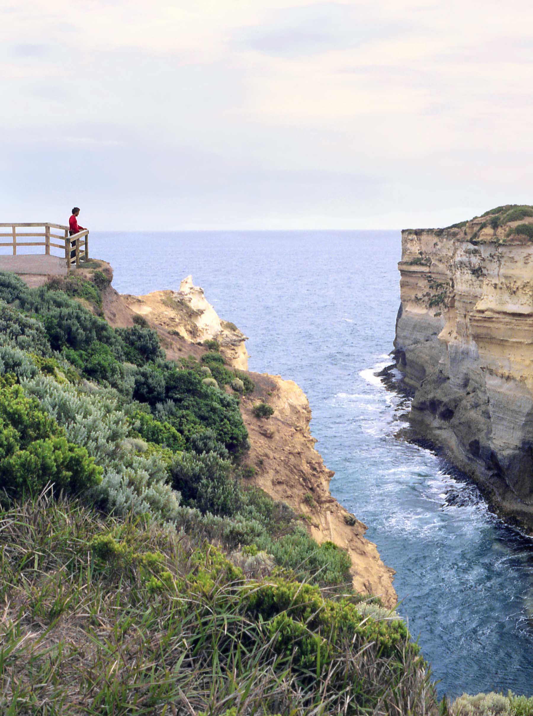 Overlook at the Loch Ard Gorge at Port Campbell National Park.