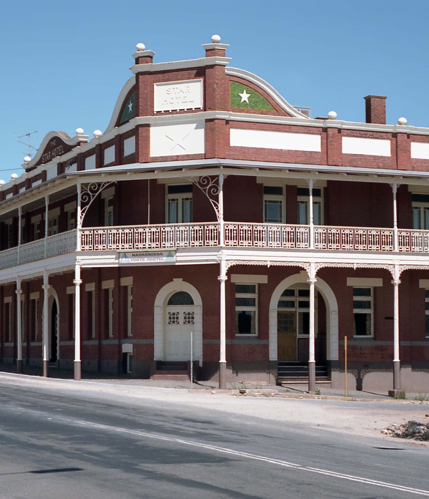 Vintage view of the Narrandera Youth Hostel.