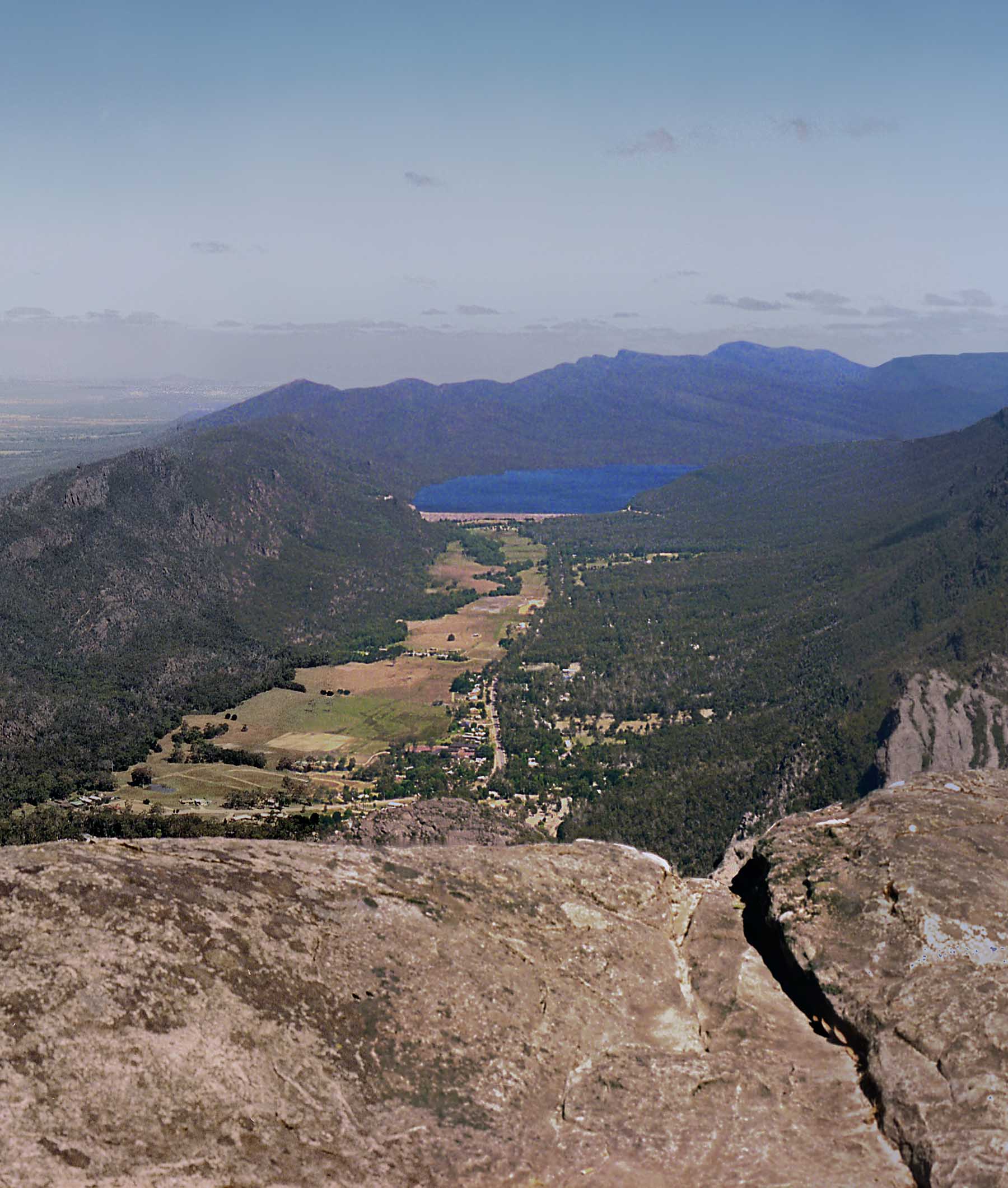 View of the town of Halls Gap and lake below from the Boroka Lookout at Grampians National Park.